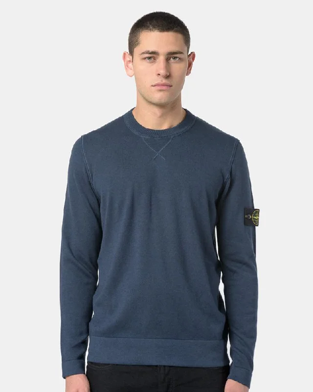 Crewneck Sweater in NavyCrewneckvibe