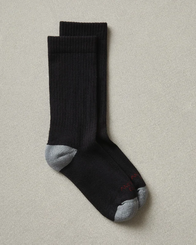 Crew Socks - BlackCrewneckstyle